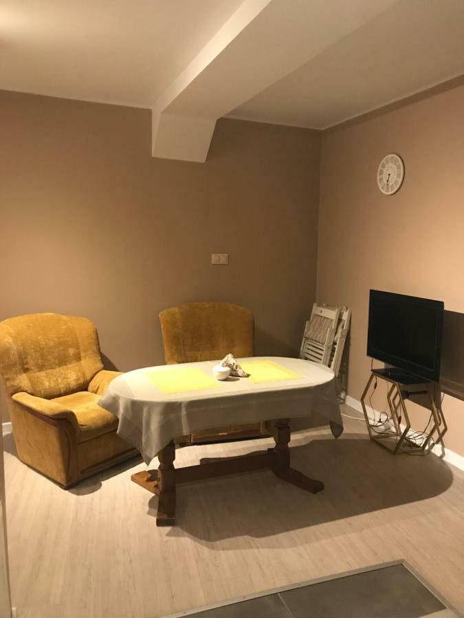 Apartament Centrum Swidnica  Bagian luar foto